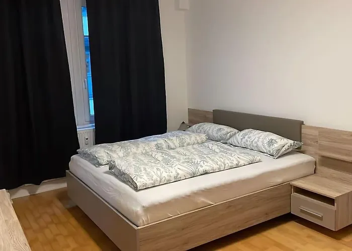 Helle Mitten In Der Altstadt Fulda